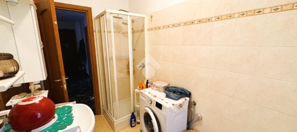 3-salle Appartement à Serra Riccò, Italy No. 116836 13