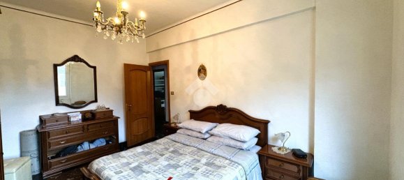 3-salle Appartement à Serra Riccò, Italy No. 116836 5