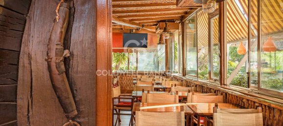 7 rooms Commercial property in Pietrasanta, Italy No. 232100 13