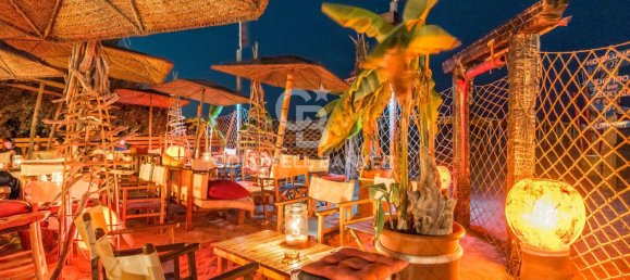 7 rooms Commercial property in Pietrasanta, Italy No. 232100 22