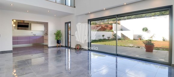 4 Schlafzimmer Haus in Lagoa, Portugal, Nr. 100359 12