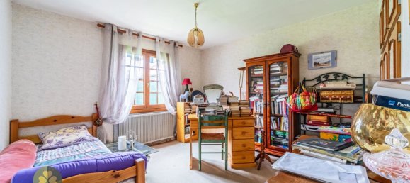 3 bedrooms House in Orgerus, France No. 178898 8