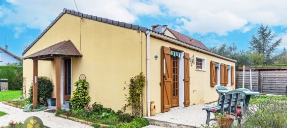 3 bedrooms House in Orgerus, France No. 178898 3