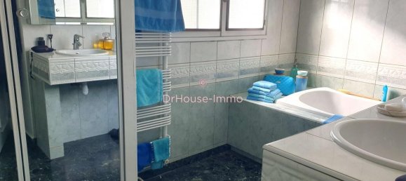 Casa de 4 dormitorios en Auffreville-Brasseuil, France No. 184850 5