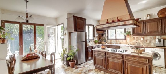 7 غرف نوم فيلا في Le Raincy, France رقم 348907 4