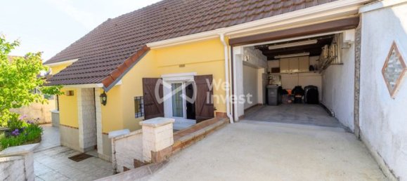 2 bedrooms House in Fosses, France No. 301889 2