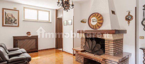 Дом с 3 спальнями в Лимбьяте, Италия № 338029 23