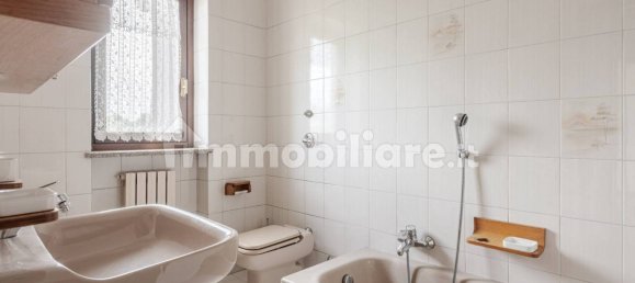 Дом с 3 спальнями в Лимбьяте, Италия № 338029 10