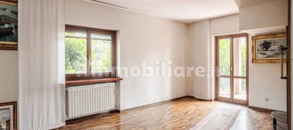 Дом с 3 спальнями в Лимбьяте, Италия № 338029 4