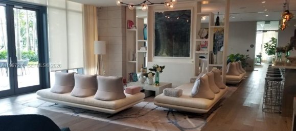 2 chambres propriété commerciale à vendre à Miami, Miami-Dade, Florida, USA № 614879 24