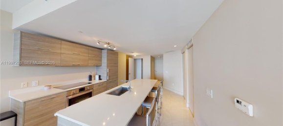 2 chambres propriété commerciale à vendre à Miami, Miami-Dade, Florida, USA № 614879 9