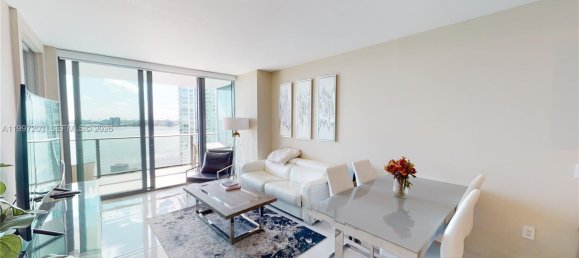 2 chambres propriété commerciale à vendre à Miami, Miami-Dade, Florida, USA № 614879 4
