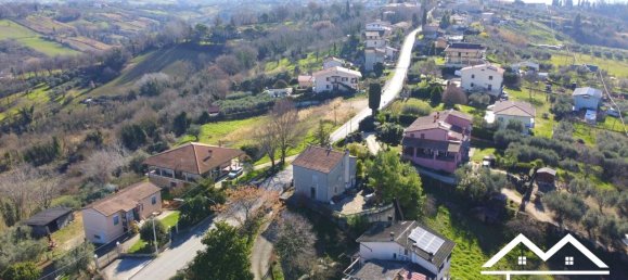 Villa de 3 habitaciónes en Forano, Italy No. 144277 26