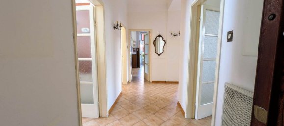 5 chambres Appartement à Sarzana, Italy No. 90350 8