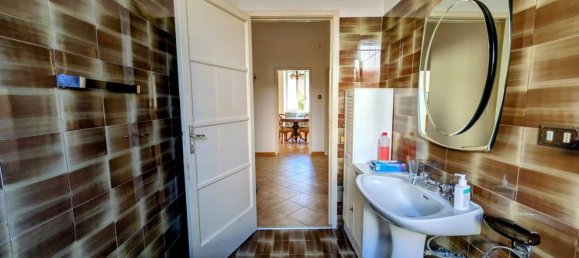 5 chambres Appartement à Sarzana, Italy No. 90350 18