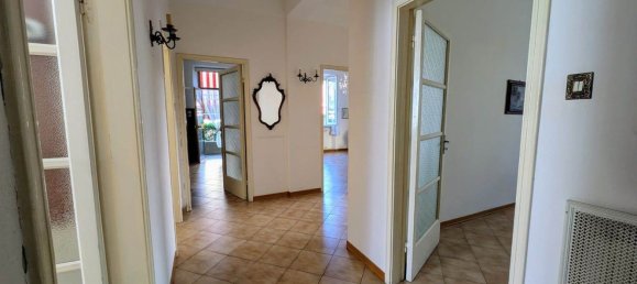 5 chambres Appartement à Sarzana, Italy No. 90350 7