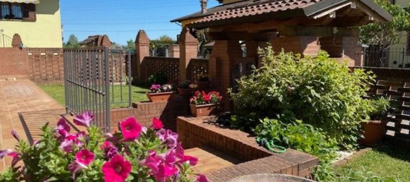 5 rooms Villa in Tavazzano con Villavesco, Italy No. 13207 18