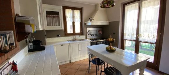 5 rooms Villa in Tavazzano con Villavesco, Italy No. 13207 31