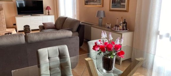 5 rooms Villa in Tavazzano con Villavesco, Italy No. 13207 30