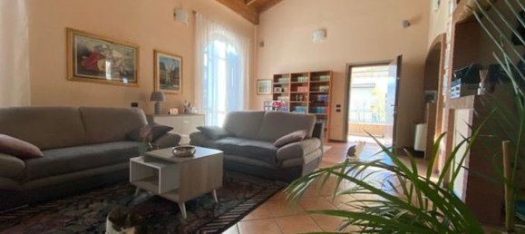5 rooms Villa in Tavazzano con Villavesco, Italy No. 13207 28