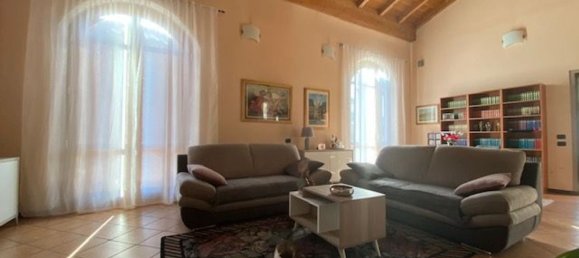 5 rooms Villa in Tavazzano con Villavesco, Italy No. 13207 29