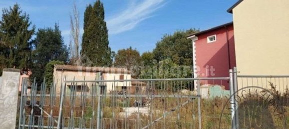 Apartamento T2 em Modena, Italy N.º 97689 3