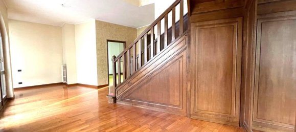 12 rooms Apartment in Caselle Torinese, Italy No. 75515 33