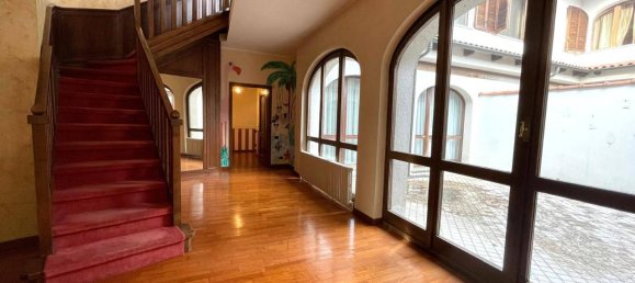 12 rooms Apartment in Caselle Torinese, Italy No. 75515 35