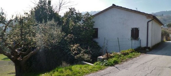 5-Zimmer Haus in Cingoli, Italy, Nr. 101966 10