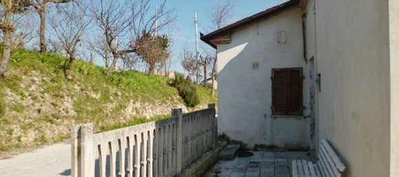 5-Zimmer Haus in Cingoli, Italy, Nr. 101966 12