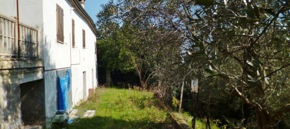 5-Zimmer Haus in Cingoli, Italy, Nr. 101966 2