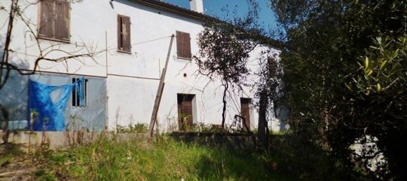 5-Zimmer Haus in Cingoli, Italy, Nr. 101966 7