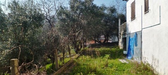 5-Zimmer Haus in Cingoli, Italy, Nr. 101966 3