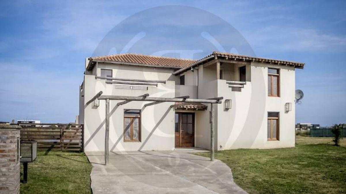 3 bedrooms House in Escobar, Argentina No. 87036