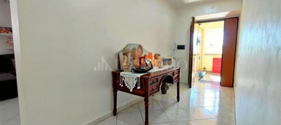 Квартира с 4 комнатами в Априлия, Италия № 283459 16