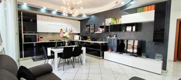 Квартира с 4 комнатами в Априлия, Италия № 283459 26