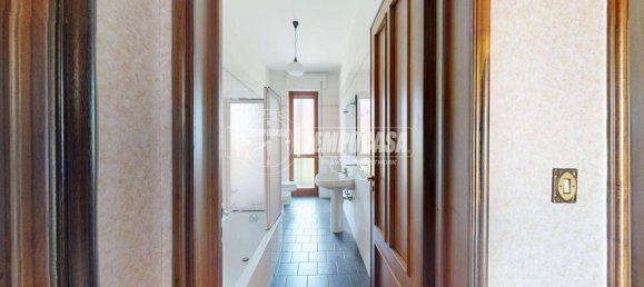 2 bedrooms Apartment in Alba, Italy No. 350259 12