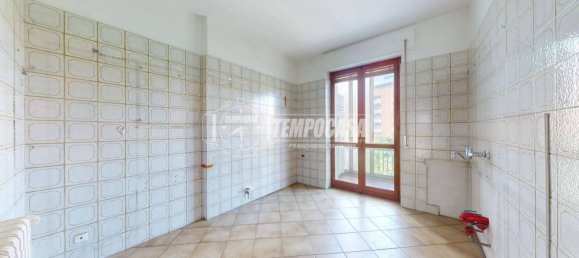 2 bedrooms Apartment in Alba, Italy No. 350259 7