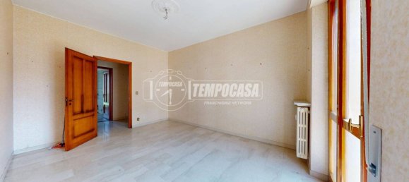 2 bedrooms Apartment in Alba, Italy No. 350259 4