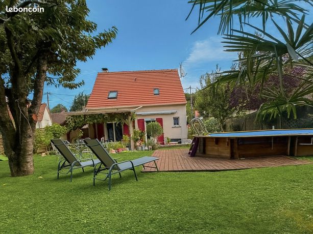 3 bedrooms House in Chambly, France No. 311298