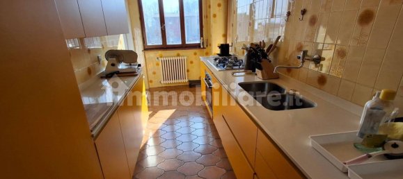 Вилла с 6 спальнями в Роветта, Италия № 102715 8