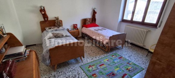 Вилла с 6 спальнями в Роветта, Италия № 102715 27