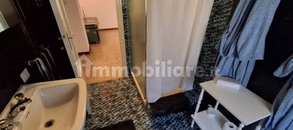 Вилла с 6 спальнями в Роветта, Италия № 102715 46