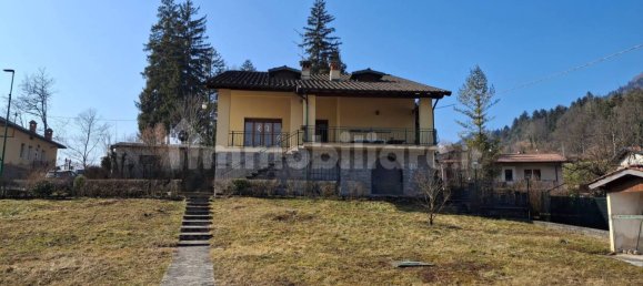 Вилла с 6 спальнями в Роветта, Италия № 102715 2