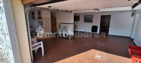 Вилла с 6 спальнями в Роветта, Италия № 102715 11