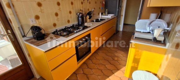 Вилла с 6 спальнями в Роветта, Италия № 102715 7