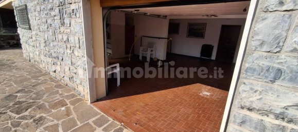 Вилла с 6 спальнями в Роветта, Италия № 102715 10