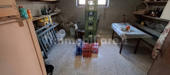 Вилла с 6 спальнями в Роветта, Италия № 102715 16