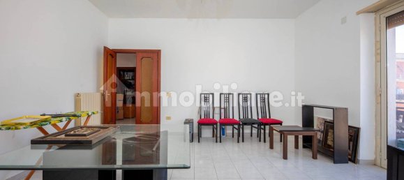 3 bedrooms Apartment in Rome, Italy No. 213694 8