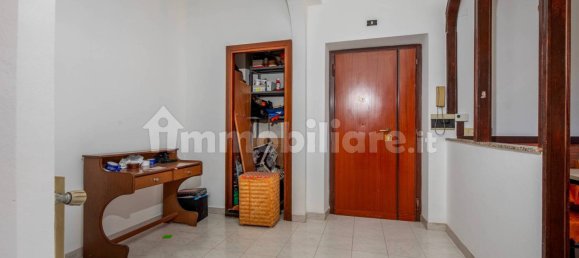 3 bedrooms Apartment in Rome, Italy No. 213694 5